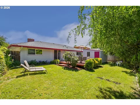 Exterior - 2840 Ferry St, Eugene, OR 97405 photo 3 of 5