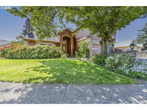 976 Marquet Way, Eugene, OR 97401