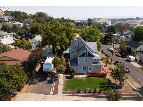 406 NW 8th St, Pendleton, OR 97801