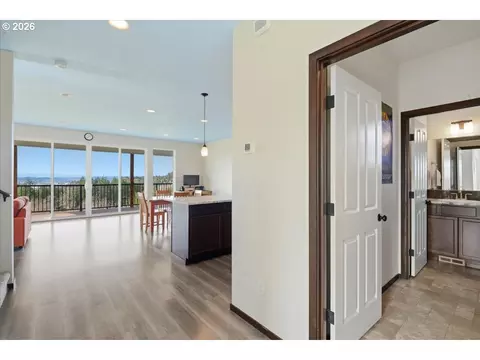 Entry Way - 163 Yates Rd, Chehalis, WA 98532 photo 2 of 4