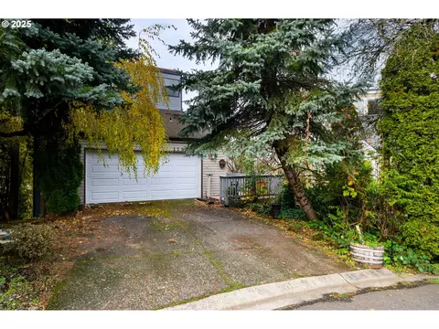 11525 SE Flavel St, Portland, OR 97266