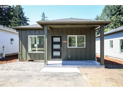 829 Horn, Eugene, OR 97404