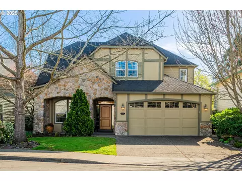 6004 NW Landing Dr, Portland, OR 97229