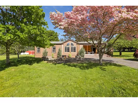 23780 S Bard Rd, Estacada, OR 97023