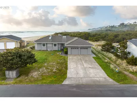 45775 Kinnikinnick Dr, Neskowin, OR 97149
