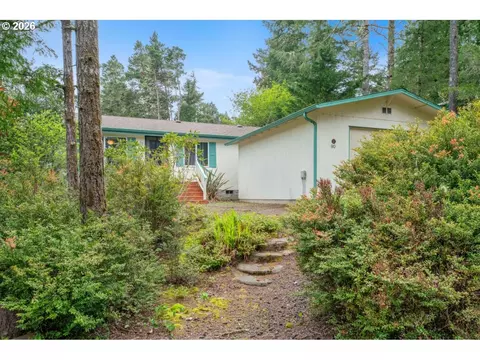 90 Outer Dr, Florence, OR 97439 photo 21