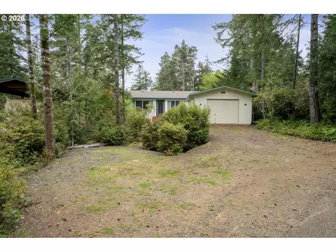 90 Outer Dr, Florence, OR 97439 photo 17
