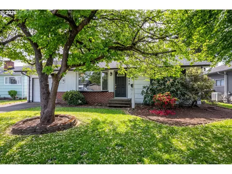 2017 28th Ave, Longview, WA 98632