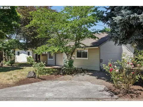 8603 SE Pardee St, Portland, OR 97266