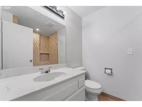 Bath - 3250 NE 29th St, Gresham, OR 97030 photo 5 of 7