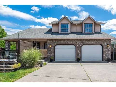 3253 SE 24th Ter, Gresham, OR 97080