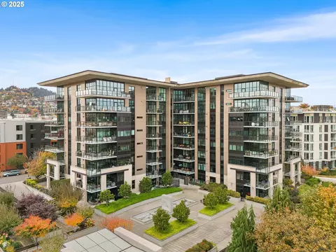 1830 NW Riverscape St #406, Portland, OR 97209