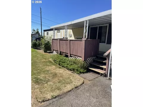 Exterior - 3900 Coburg Rd, Eugene, OR 97408 photo 4 of 4