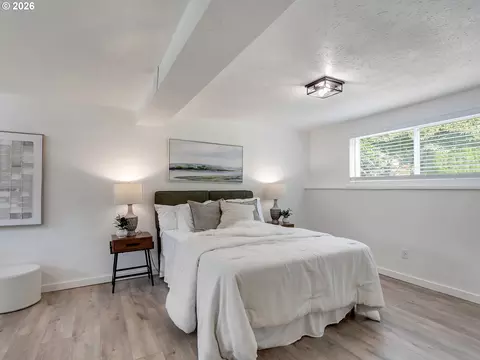 Bedroom - 14365 SE Shalimar Ave, Sandy, OR 97055 photo 3 of 4