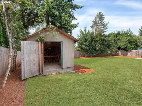 Exterior - 14365 SE Shalimar Ave, Sandy, OR 97055 photo 8 of 10
