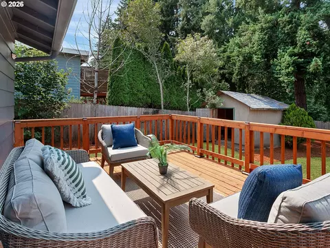 Exterior - 14365 SE Shalimar Ave, Sandy, OR 97055 photo 9 of 10