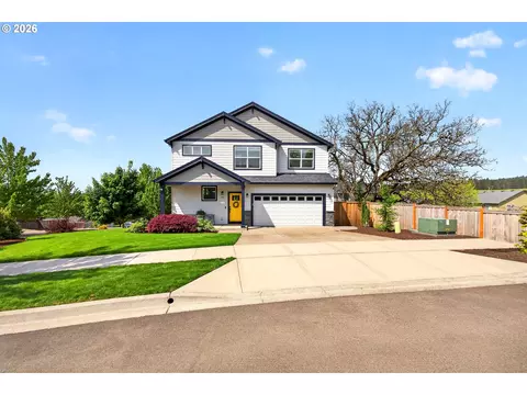 191 SW Mt St Helens St, Mcminnville, OR 97128