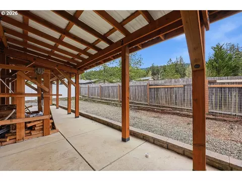 Other - 279 S 71st St, Springfield, OR 97478 photo 11 of 12