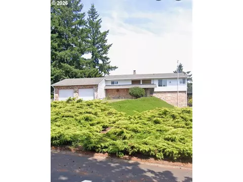 14100 SE 215th Ct, Damascus, OR 97089