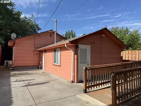 9212 SE Bush St, Portland, OR 97266