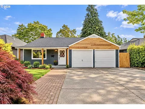 1858 W Nob Hill St SE, Salem, OR 97302