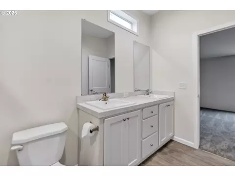 1400 Candlelight Dr #209, Eugene, OR 97402 photo 26