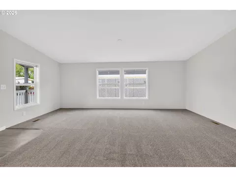 1400 Candlelight Dr #209, Eugene, OR 97402 photo 6