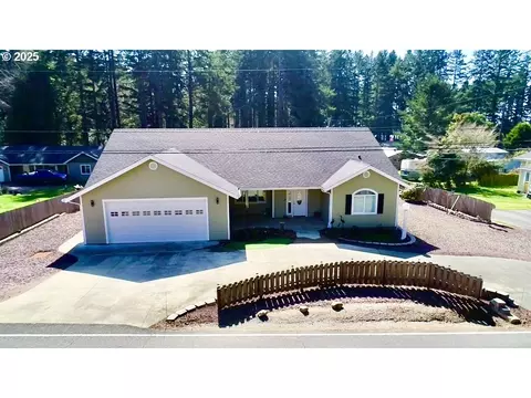 97002 Dodge Ave, Brookings, OR 97415