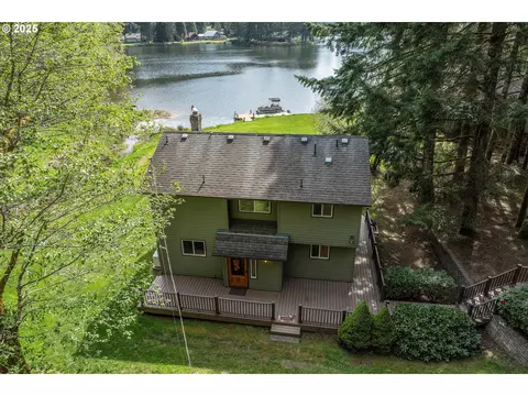71848 Northshore Dr, Birkenfeld, OR 97016
