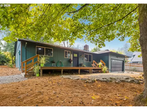 6262 SW Canby St, Portland, OR 97219
