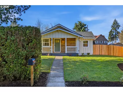 3100 Q St, Vancouver, WA 98663