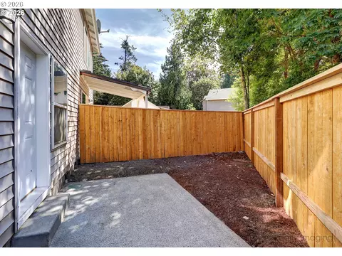 Exterior - 17740 Tupper Rd, Sandy, OR 97055 photo 2 of 5