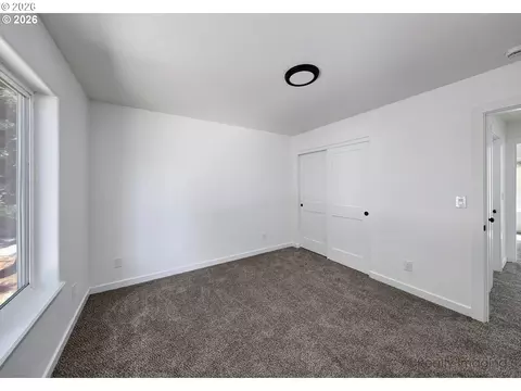 Bedroom - 17740 Tupper Rd, Sandy, OR 97055 photo 1 of 5