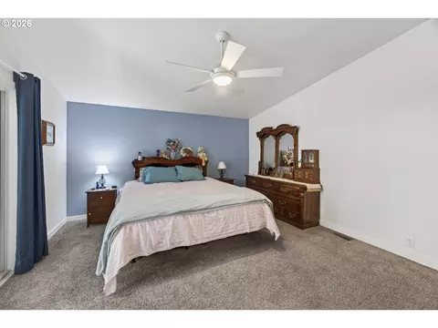 249 Munsel Creek Loop, Florence, OR 97439 photo 17