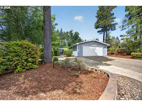 249 Munsel Creek Loop, Florence, OR 97439