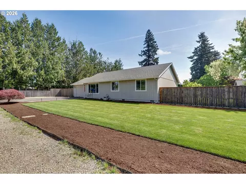 Exterior - 1144 N Pine St, Canby, OR 97013 photo 10 of 10