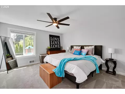 Bedroom - 1144 N Pine St, Canby, OR 97013 photo 1 of 7