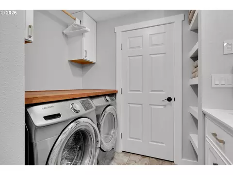 Other - 1144 N Pine St, Canby, OR 97013 photo 4 of 5