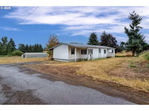 15050 S Maplelane Rd, Oregon City, OR 97045