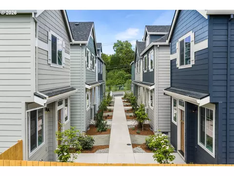 3620 SW Vermont St, Portland, OR 97219
