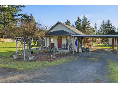 403 Queen Ave, Pe Ell, WA 98572