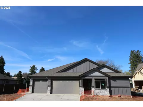 4904 NE 132nd Cir, Vancouver, WA 98686