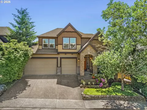 5214 N Wedgewood Loop, Newberg, OR 97132