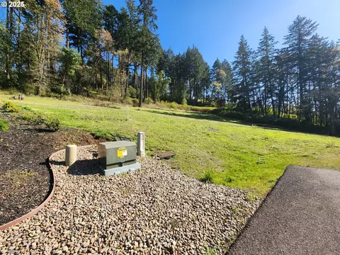 eagle view dr, Eugene, OR 97405 photo 3