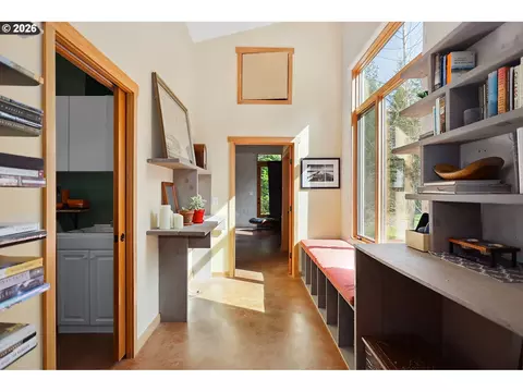 Entry Way - 81 Wind Crest Rd, Carson, WA 98610 photo 3 of 3