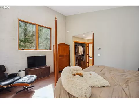 Bedroom - 81 Wind Crest Rd, Carson, WA 98610 photo 4 of 6