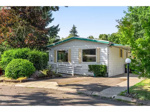 1475 Green Acres Rd #58, Eugene, OR 97408