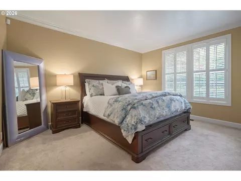 Bedroom - 1184 Cedar Ridge Dr, Eugene, OR 97401 photo 1 of 12