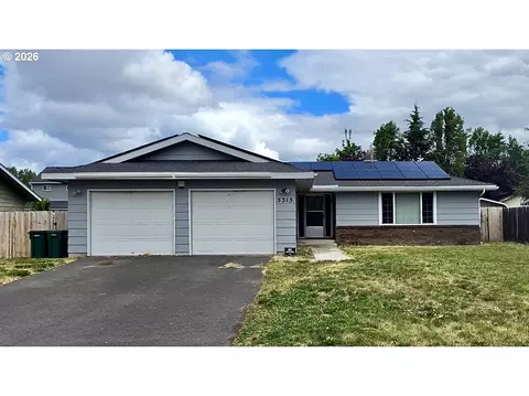 5313 Mazama Dr, Klamath Falls, OR 97603