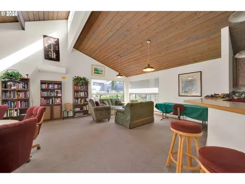 Other - 1986 Lake Isle Dr, Eugene, OR 97401 photo 3 of 3